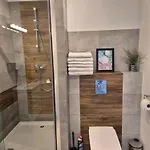 Kapitanska 14 Przy Porcie Z Widokiem Na Morze דירה קולובז'ג